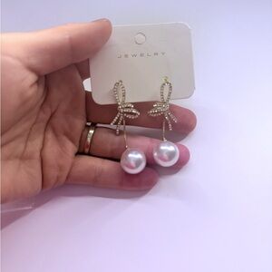 Elegant Pearl and Bow Earrings